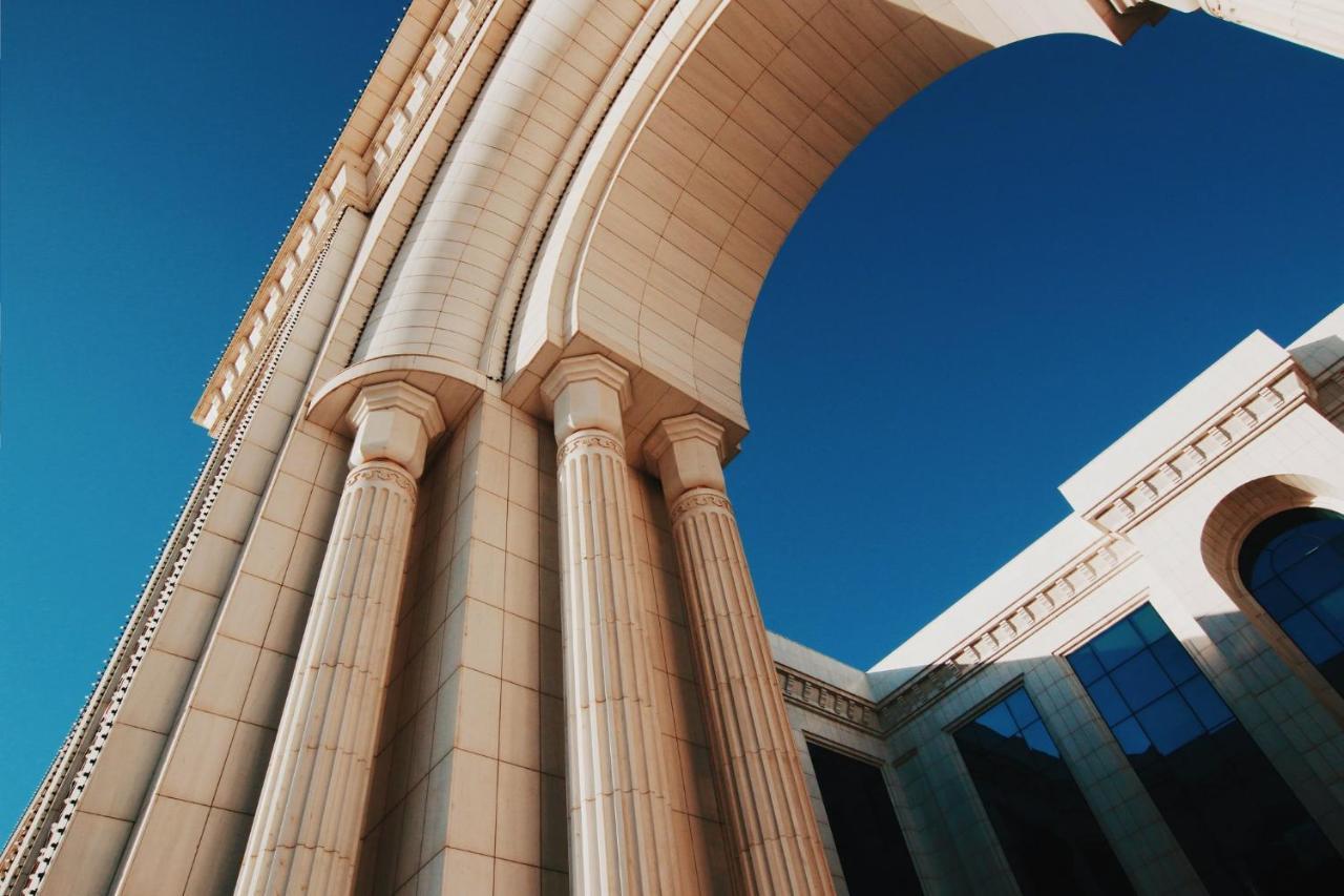 Hotel Intercontinental Tashkent By Ihg Esterno foto