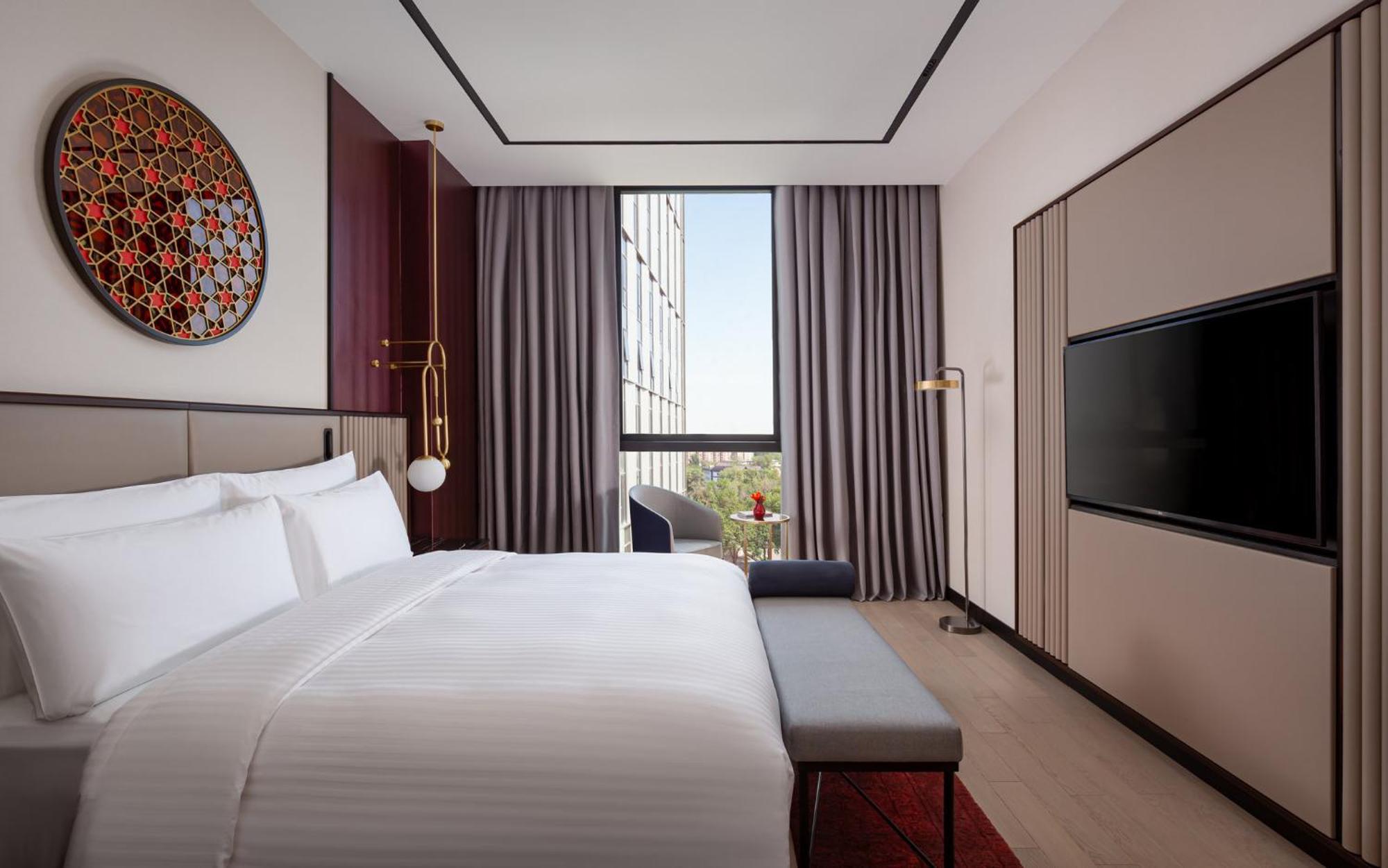 Hotel Intercontinental Tashkent By Ihg Esterno foto