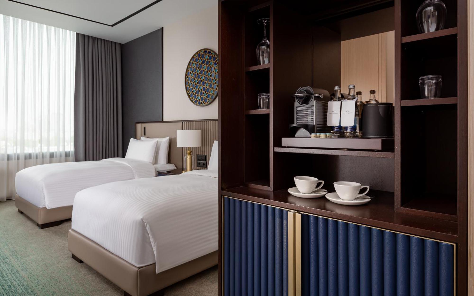Hotel Intercontinental Tashkent By Ihg Esterno foto