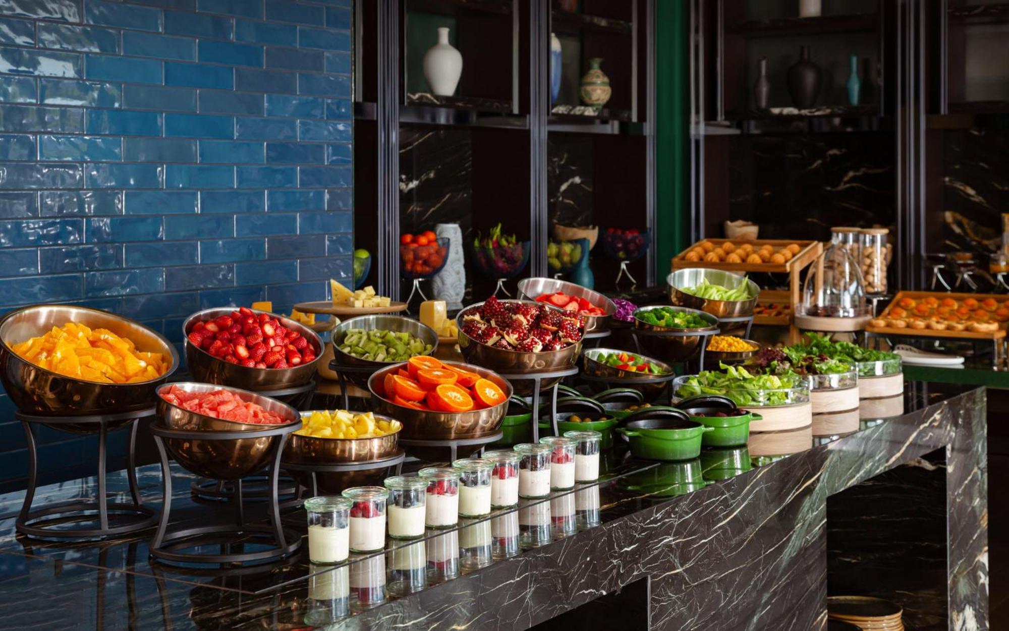 Hotel Intercontinental Tashkent By Ihg Esterno foto