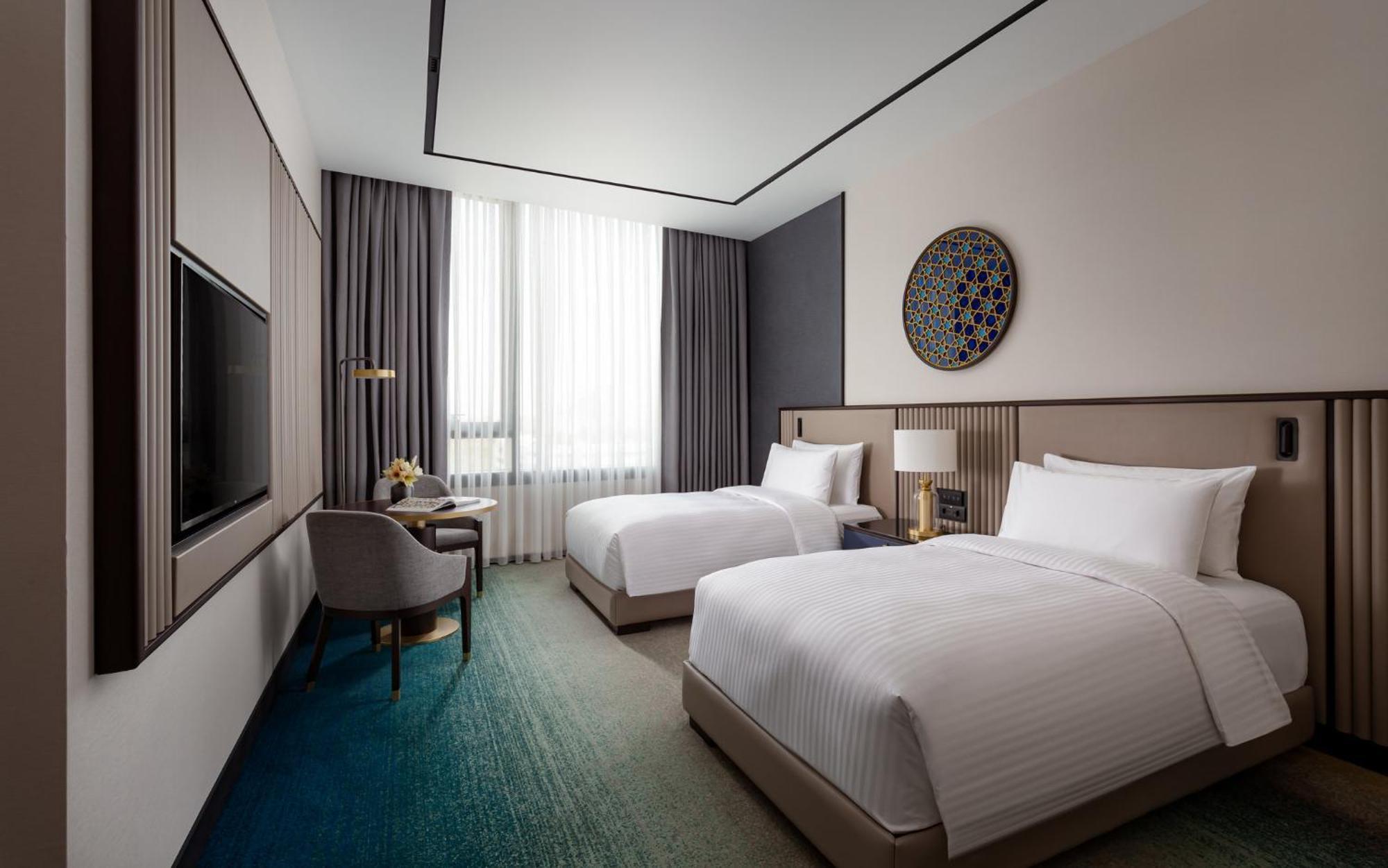 Hotel Intercontinental Tashkent By Ihg Esterno foto
