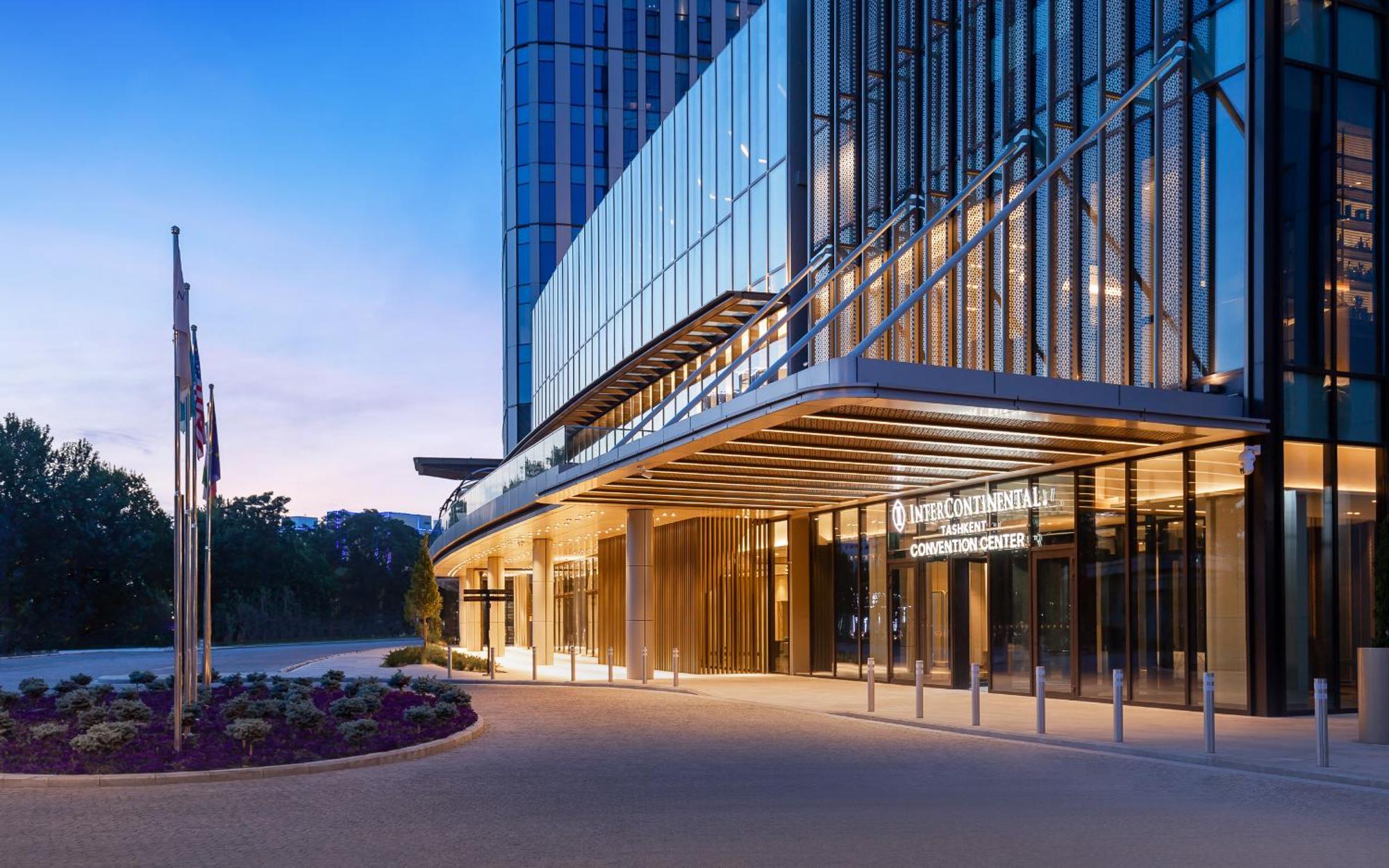 Hotel Intercontinental Tashkent By Ihg Esterno foto